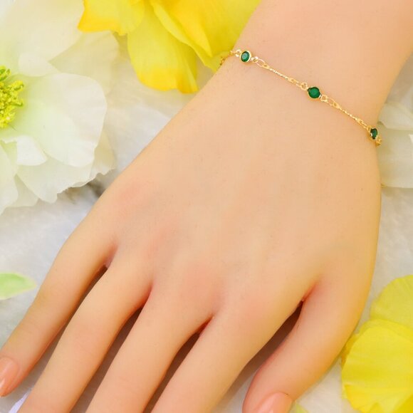 Minimalist Bracelet, Sleek & Modern Design, Women’s Fashion, YC110496-B - Picture 3 of 10